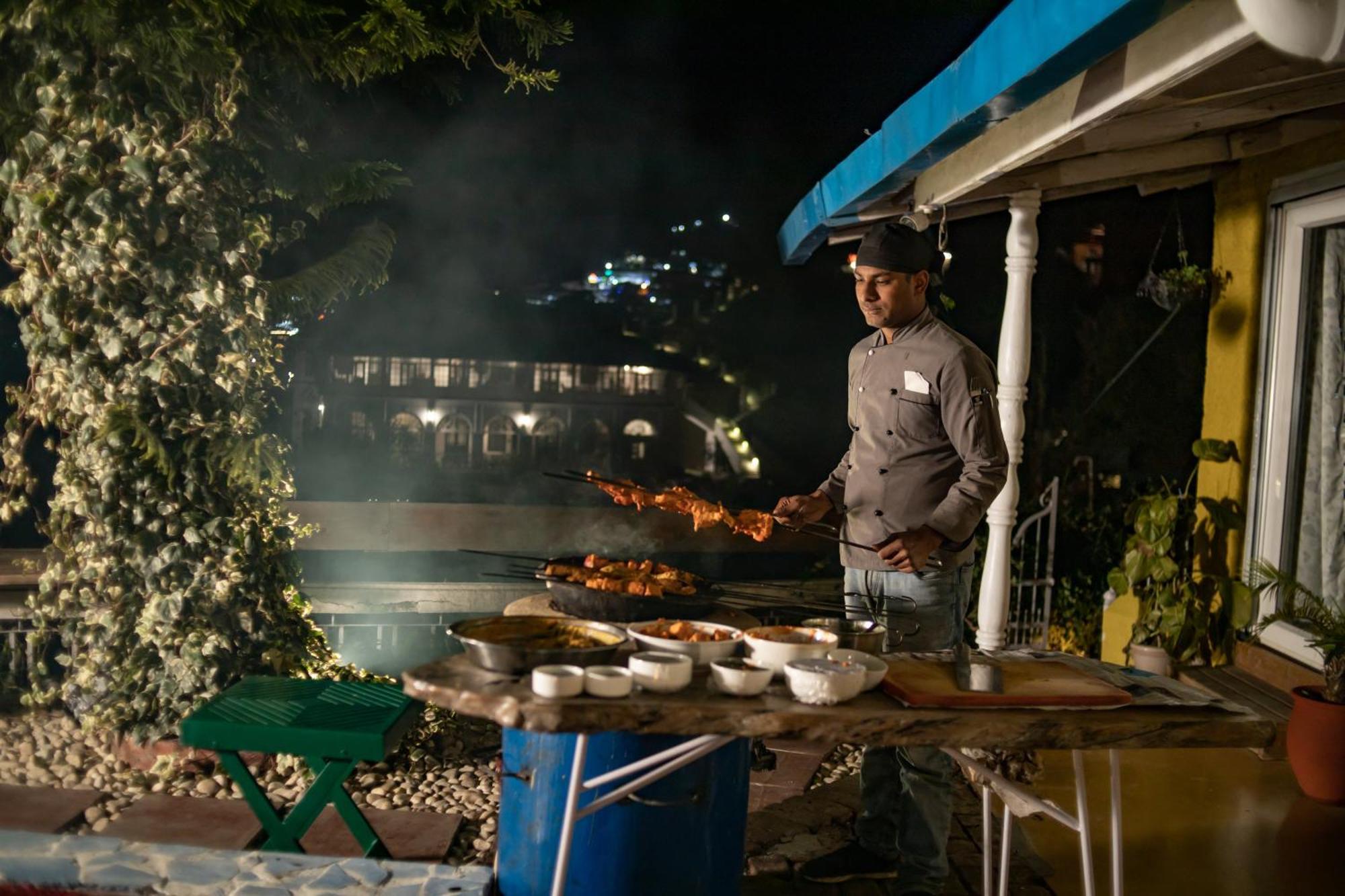 Seclude Mussoorie Hotel Екстериор снимка