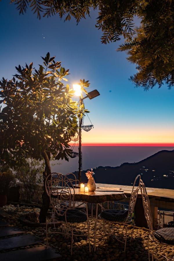Seclude Mussoorie Hotel Екстериор снимка